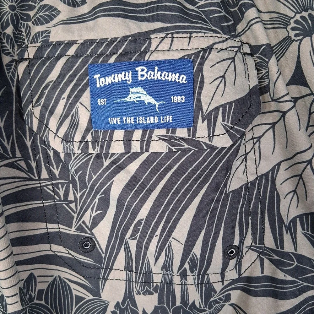 Tommy Bahama Baja Santiago Palms 9